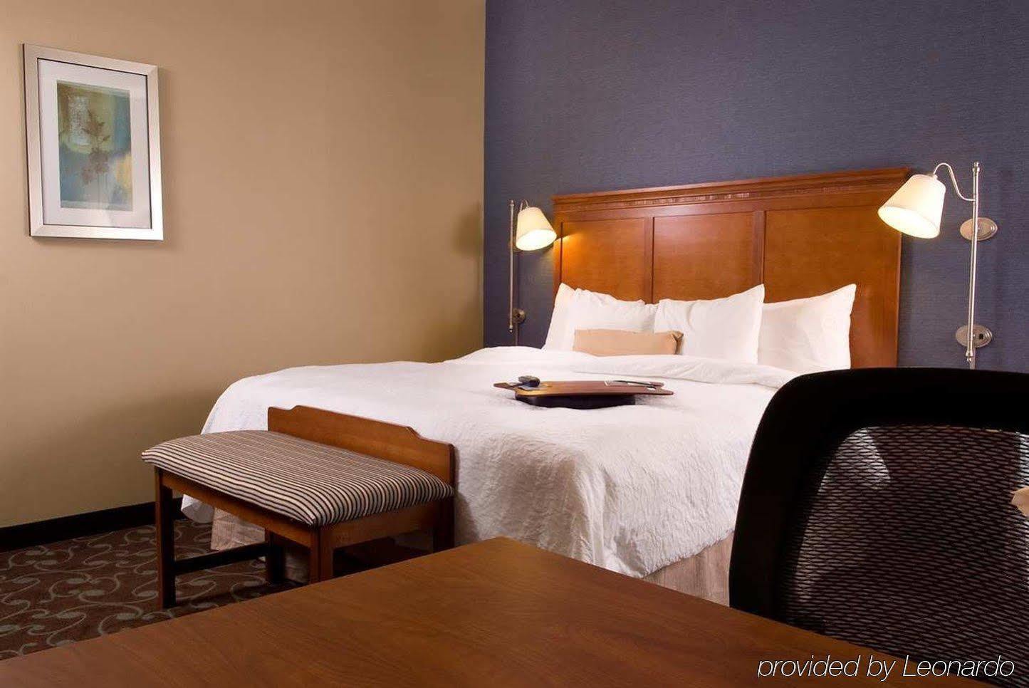 Hotel Hampton & Chicago Deer Park