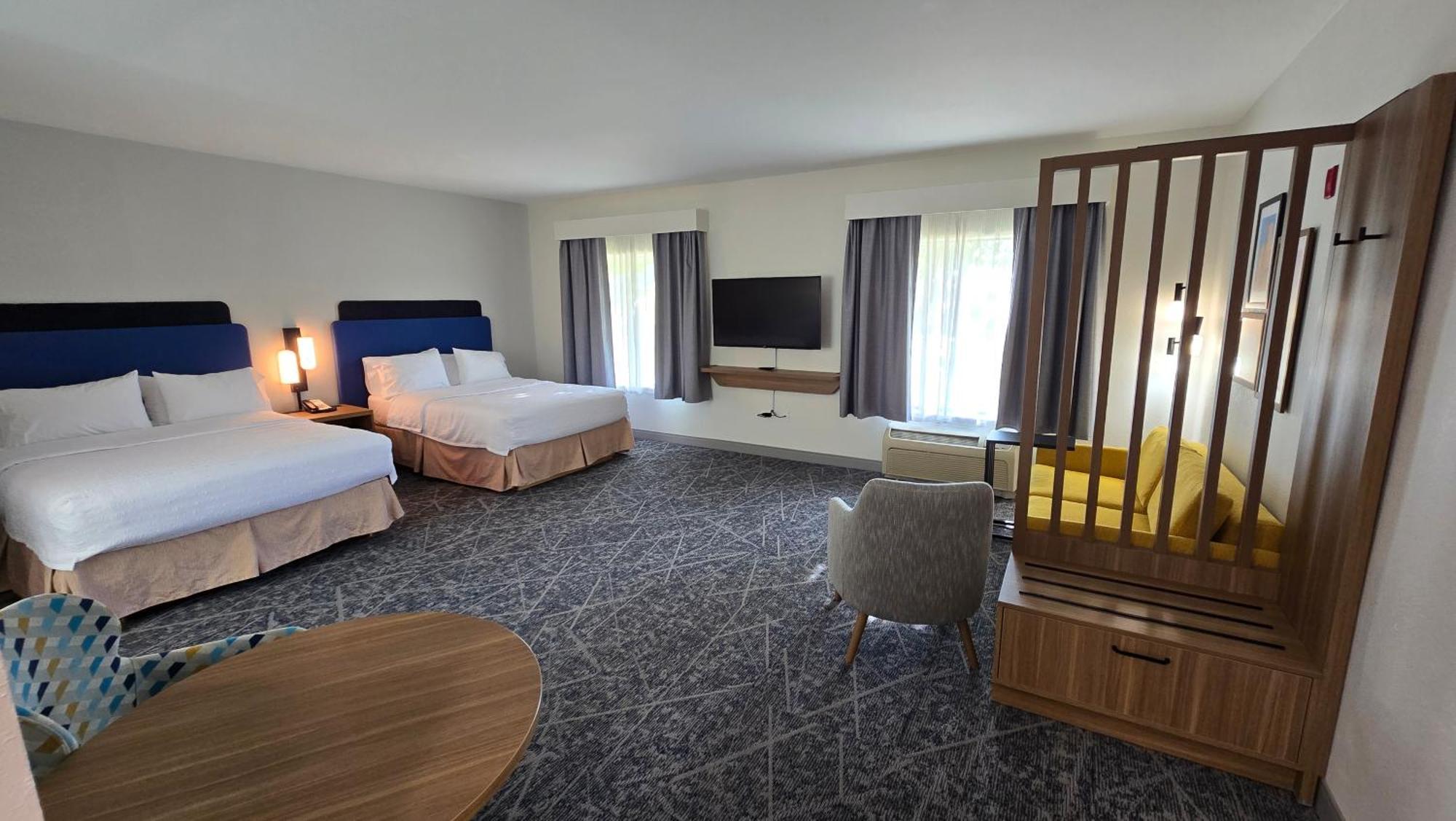 Hotel Hampton & Chicago Deer Park