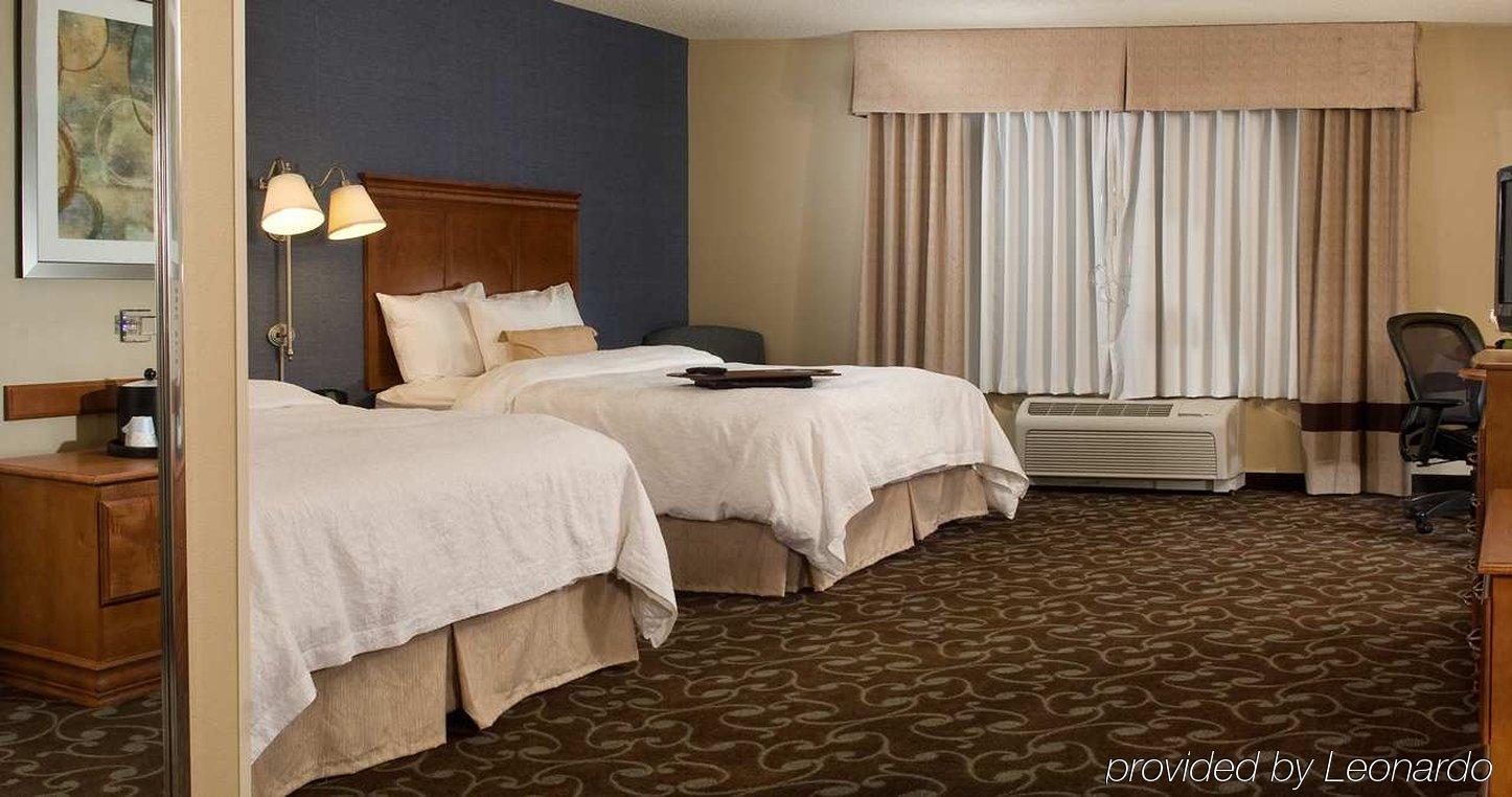 Hotel Hampton & Chicago Deer Park