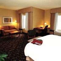 Hotel Hampton & Chicago Deer Park